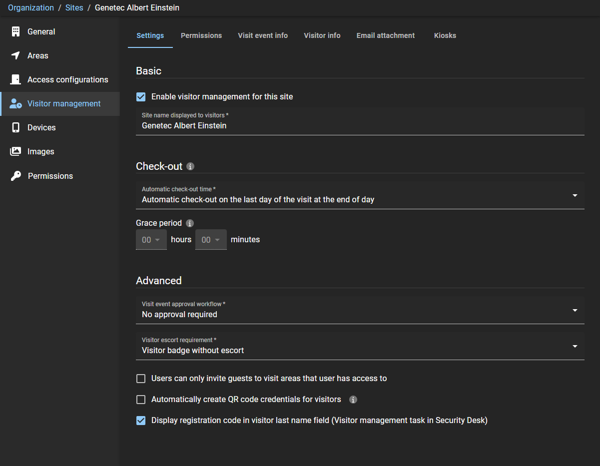 Seite „Besucherverwaltung für Standorte“ in ClearID mit der Registerkarte „Einstellungen“ einschließlich der Einstellungen „Grundlegend“, „Check-out“ und „Erweitert“.