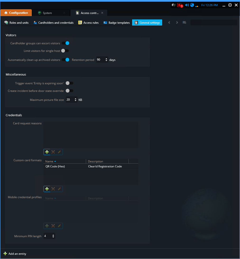 Página de configuración general en la tarea Control de acceso en Config Tool que muestra los ajustes de las credenciales con el formato de tarjeta personalizado del código QR seleccionado.