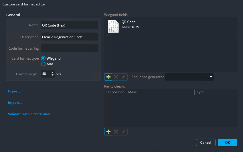 Boîte de dialogue de l'éditeur de format personnalisé de carte dans Config Tool montrant les paramètres du format personnalisé de carte avec le format personnalisé de code QR sélectionné.