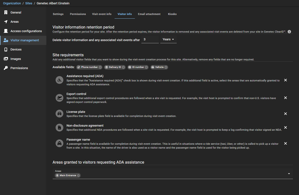 Bezoekersbeheer voor pagina Sites in ClearID met het tabblad Bezoekersinfo inclusief instellingen voor locatievereisten en gebieden die zijn toegekend aan bezoekers die ADA-assistentie aanvragen.